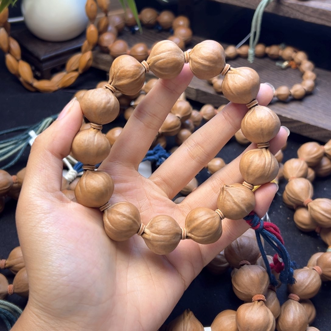 手串橄榄核淤**染21×22