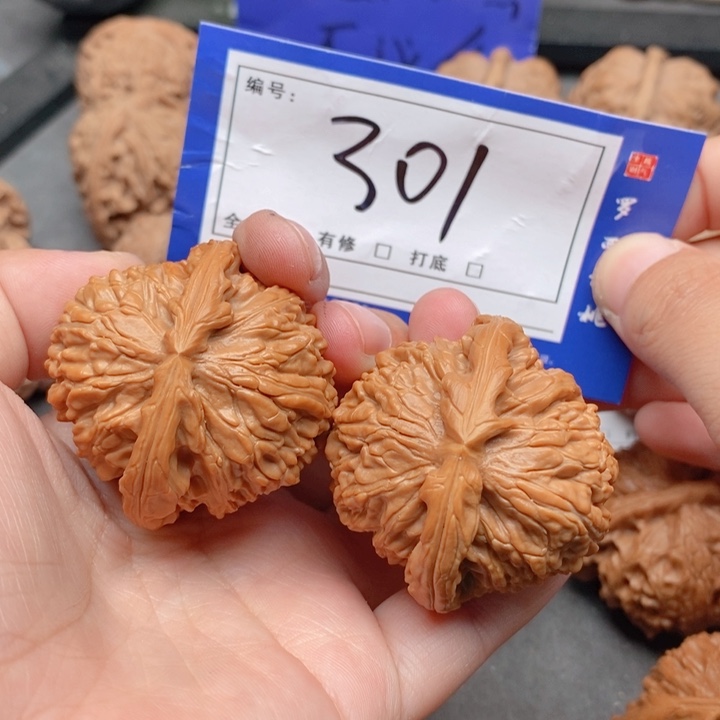 把件桃核乐*哥42白狮子301号牌