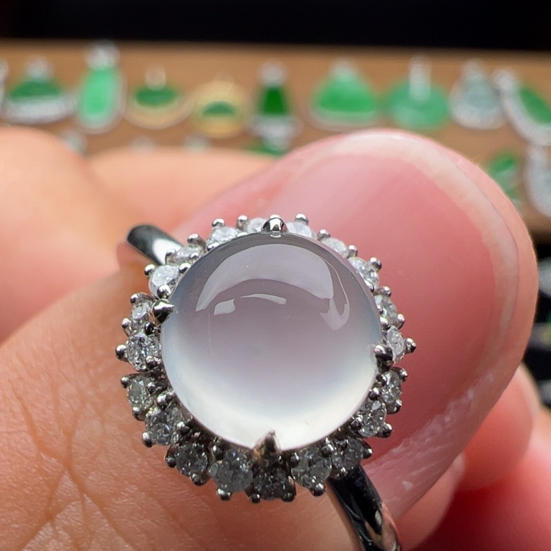 翡翠18K金镶嵌戒指蛋面7.3