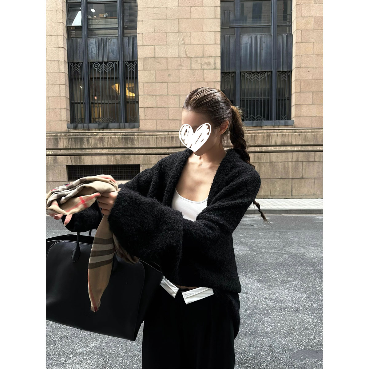 云朵圈圈纱 黑色蝙蝠袖毛衣女软糯慵懒风宽松开衫外套