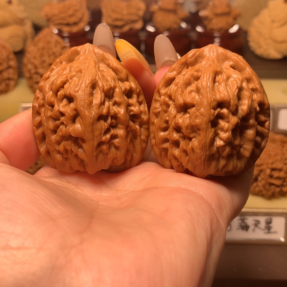 聚***财文玩核桃吊坠红锦鲤43边