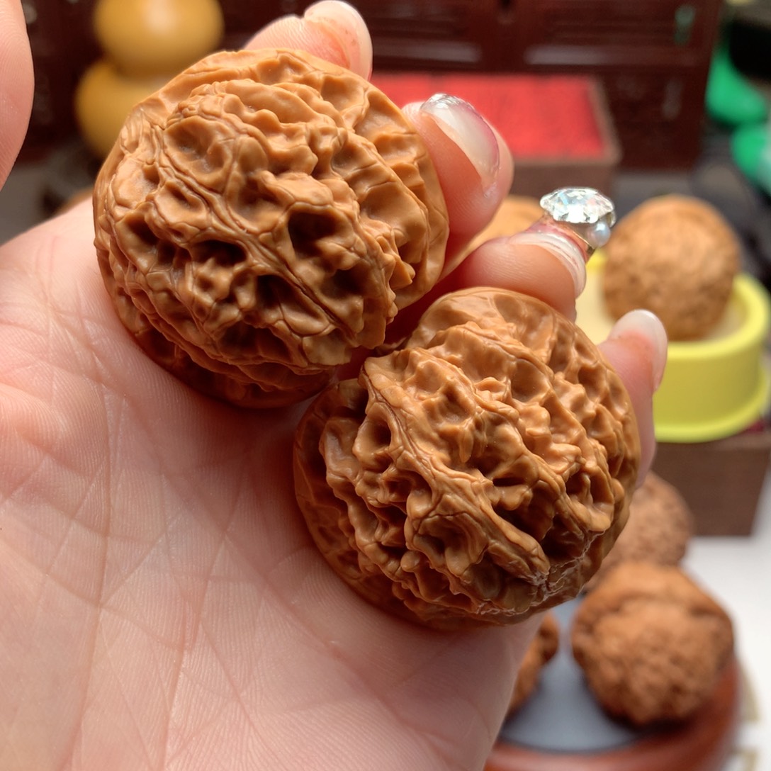 文玩核桃吊坠苹果园。   6号