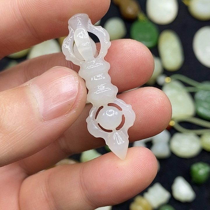 和田玉颈饰未镶嵌星*