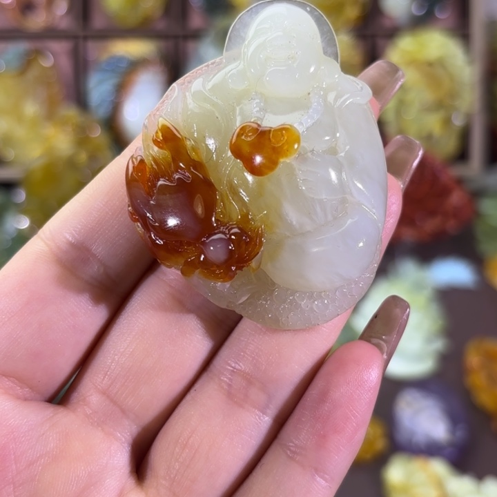 未镶嵌蛇纹石玉颈饰