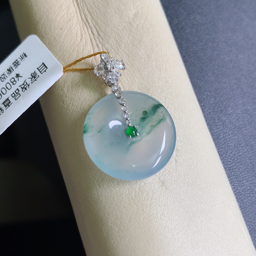 【闪购商品】翡翠颈饰18K金镶嵌扣子