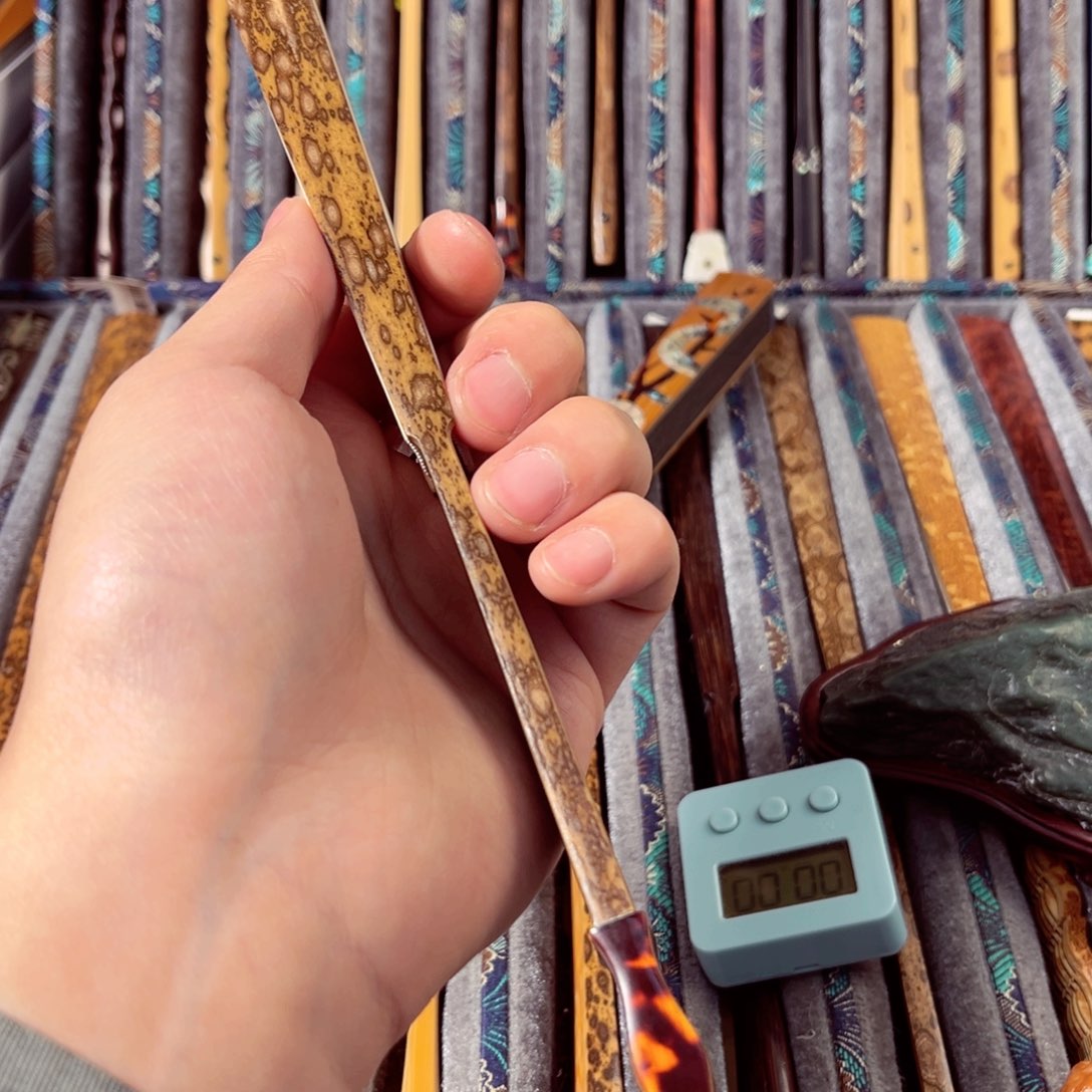 扇子哈**-好的我知道了我知道了我知道了你放心吧