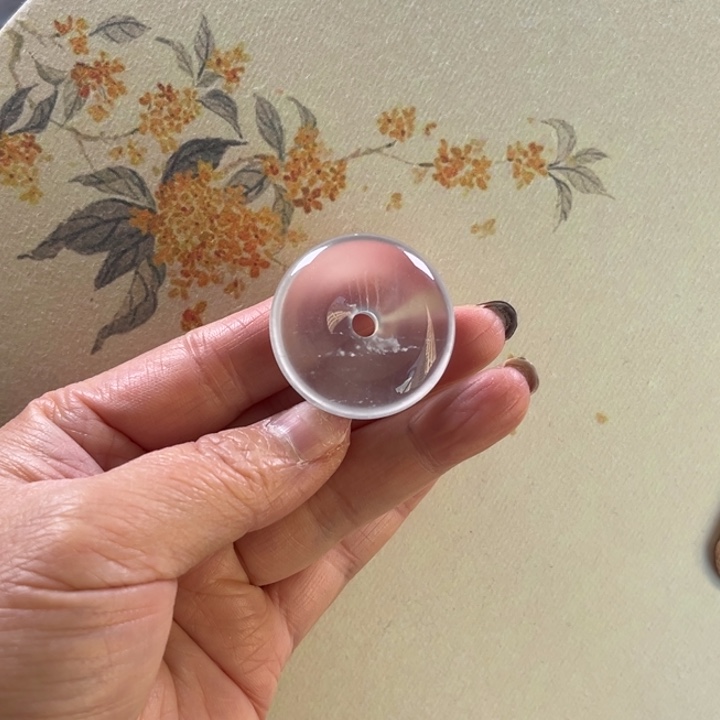 米***兰石英质玉未镶嵌颈饰