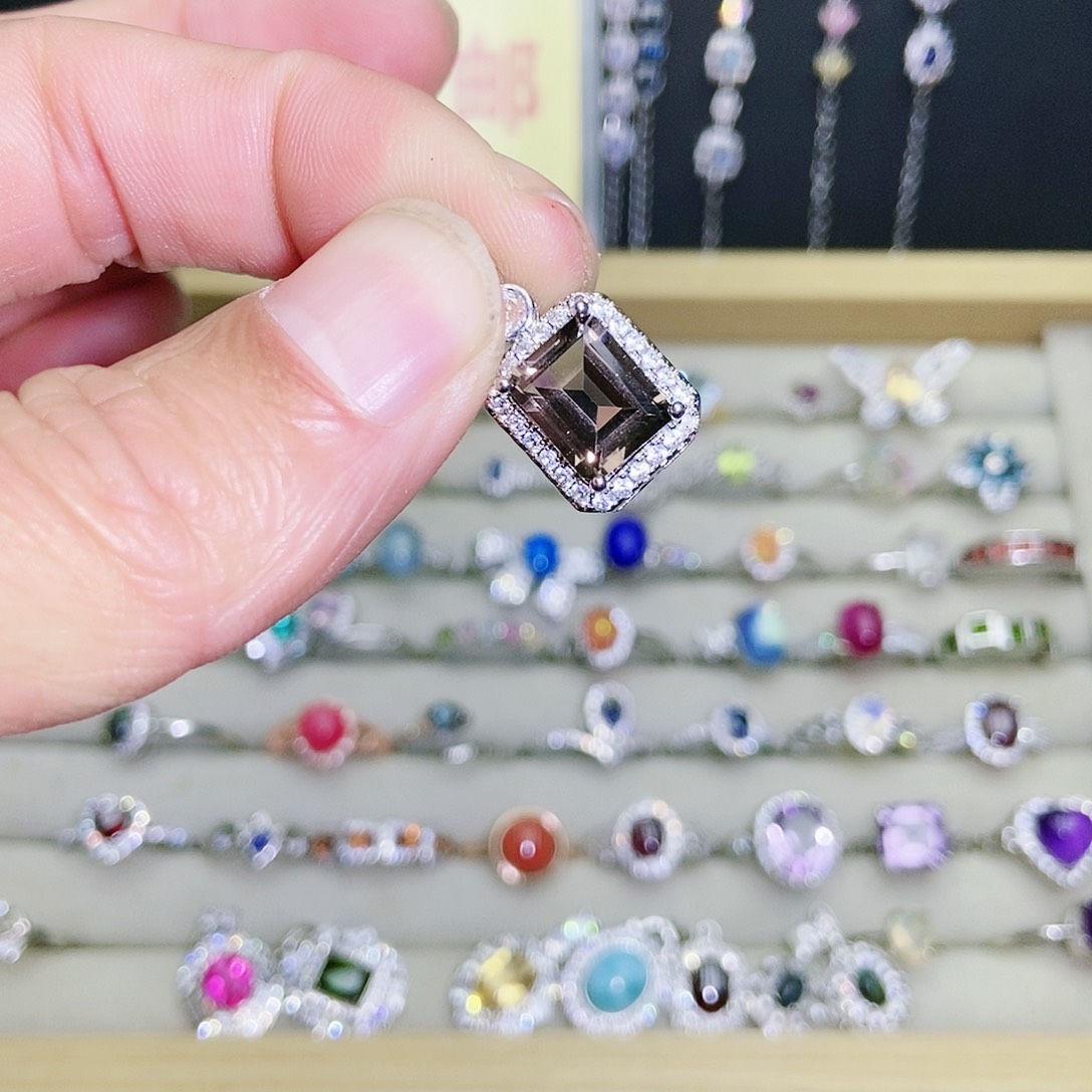 【闪购商品】吊坠(不含链)未镶嵌水晶