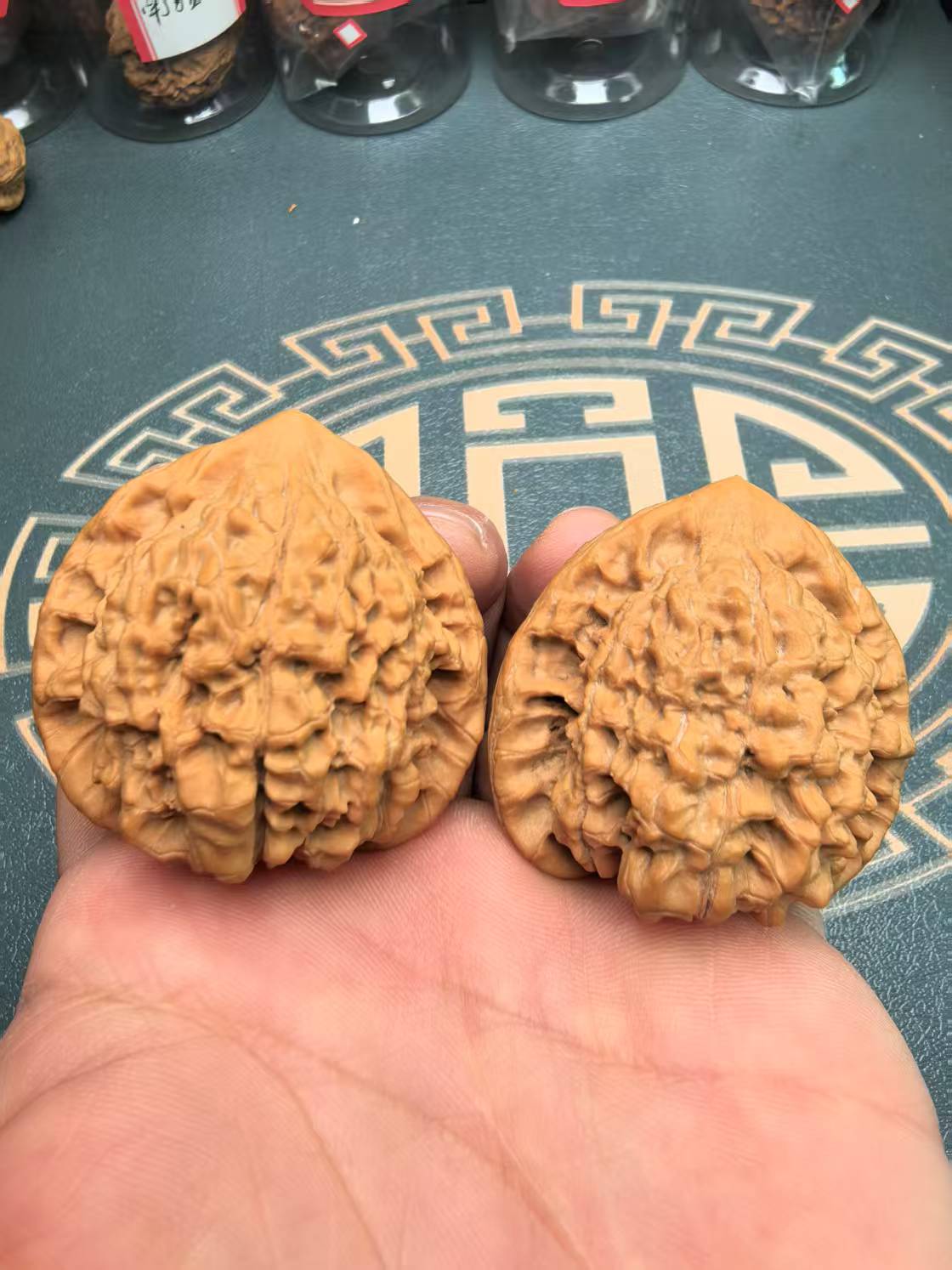 文玩核桃 麒麟纹管帽