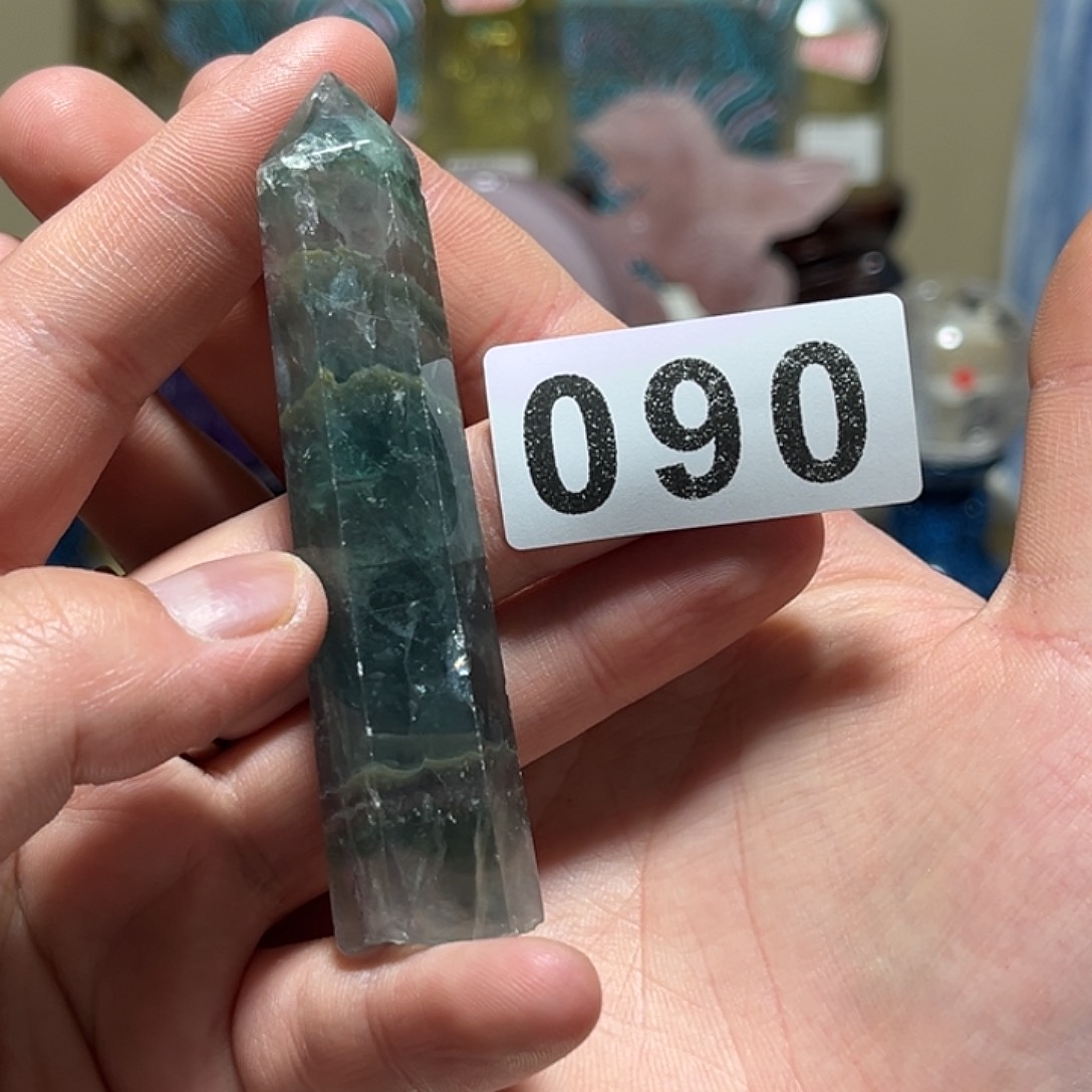 未镶嵌水晶大型摆件（非配饰）