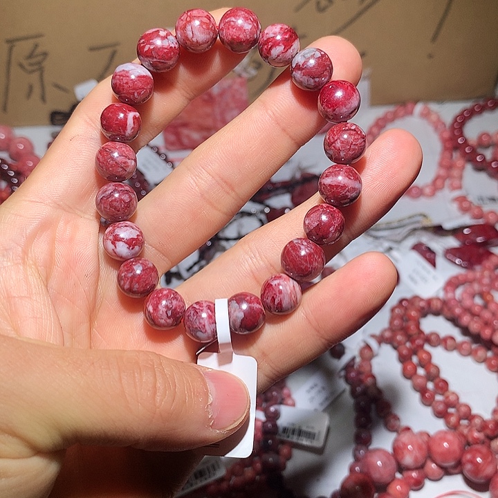 天然辰砂原石手串