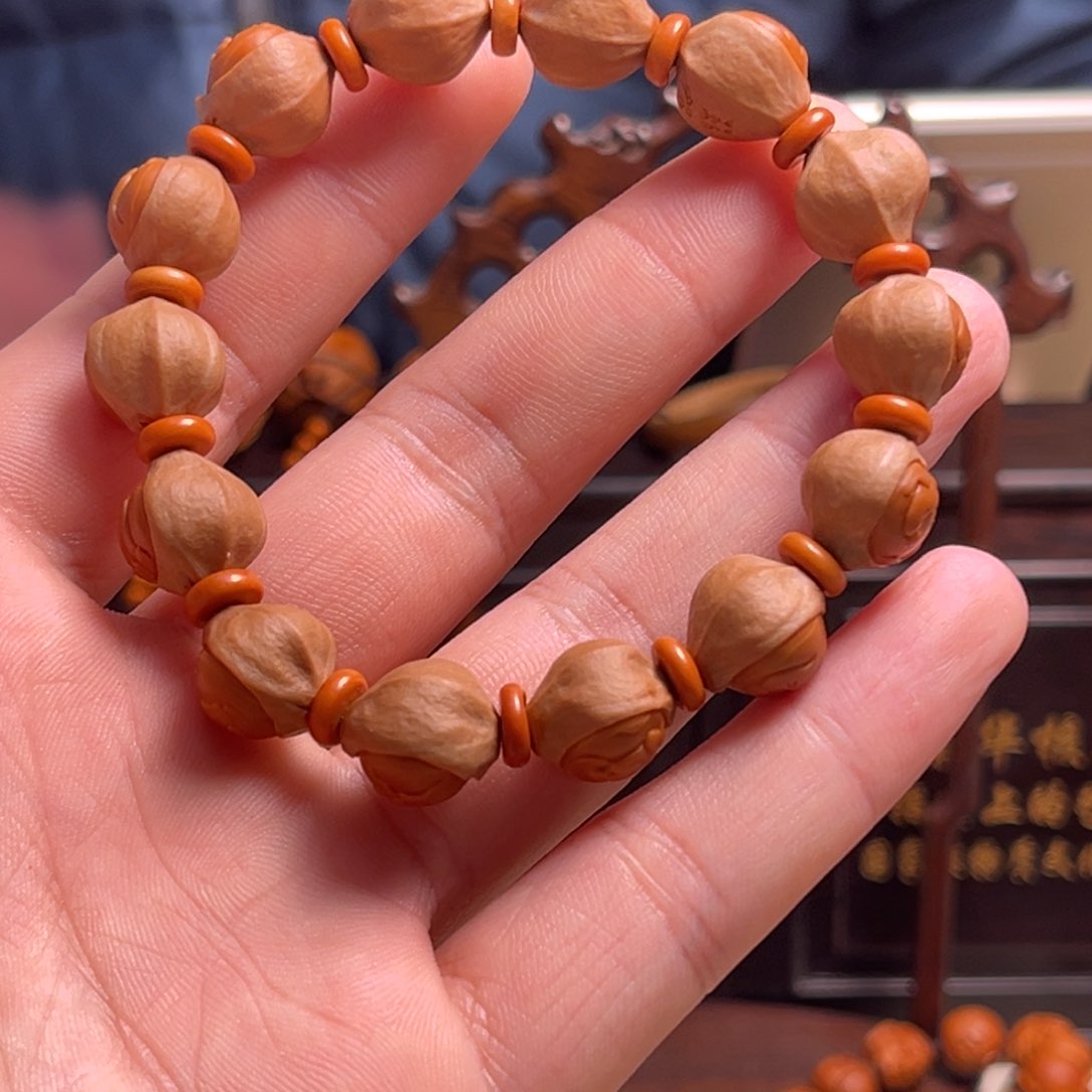 橄榄核吊坠京**长无相佛