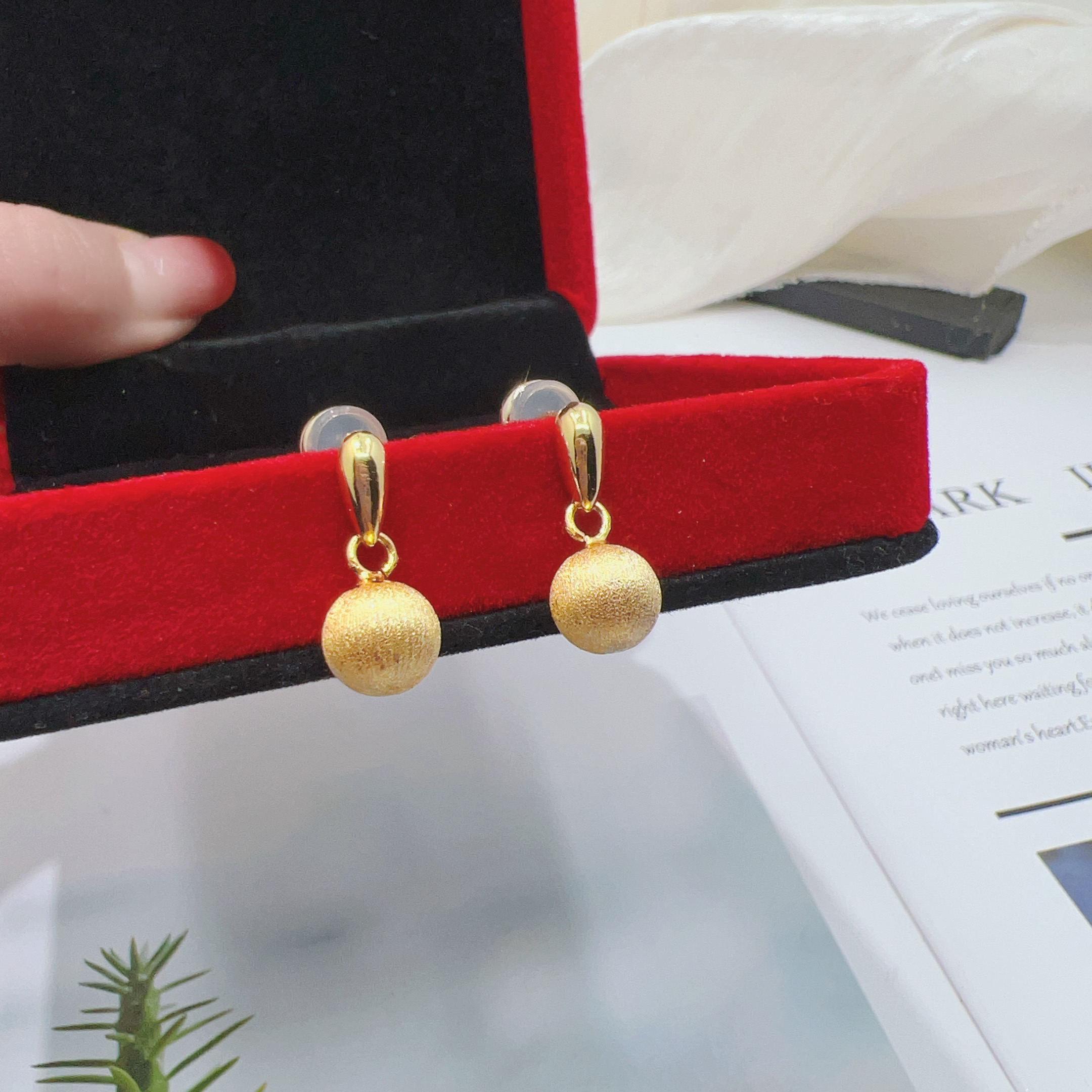 足银耳饰 足银990拉丝珠珠(8mm)耳钉E072