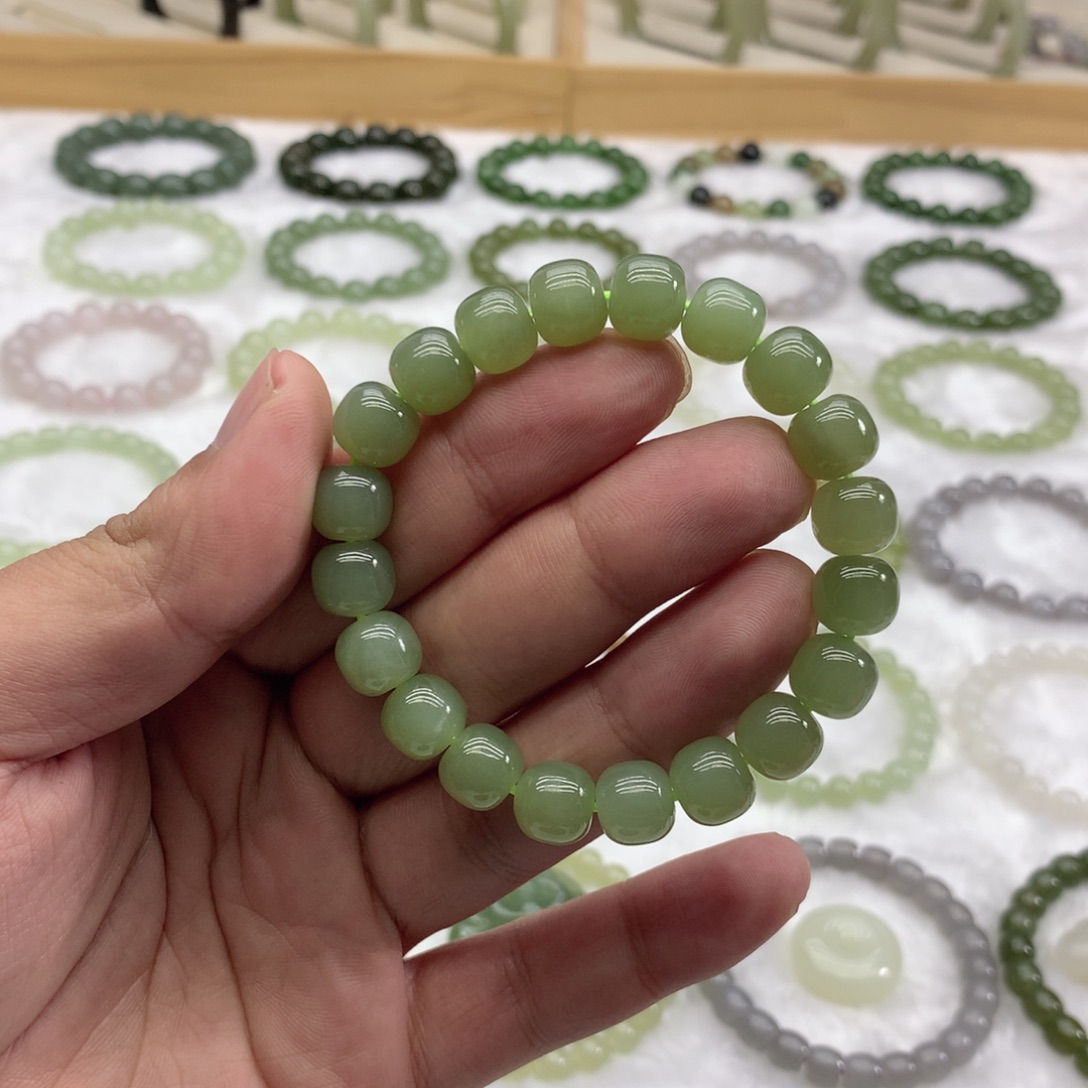 和田玉未镶嵌手串（晴绿10）