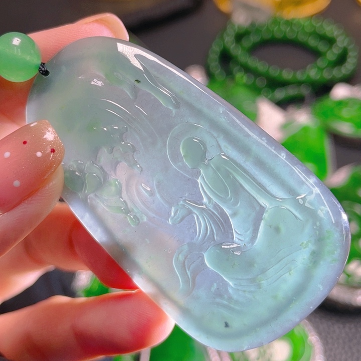 翡翠颈饰未镶嵌33，