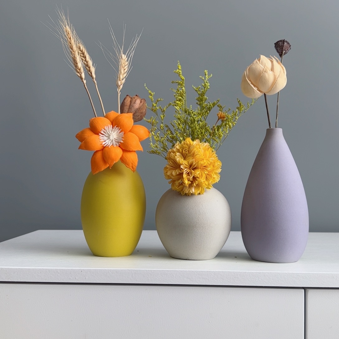 摆件陶瓷小花瓶摆件含花总高约20-30cm