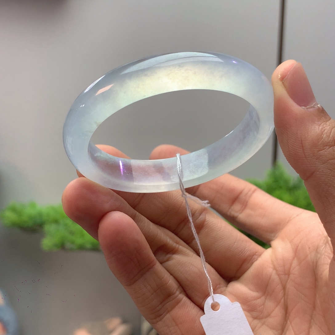 翡翠未镶嵌手镯贵妃