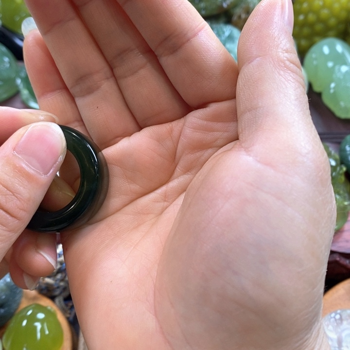 小***帅蛇纹石玉未镶嵌手把