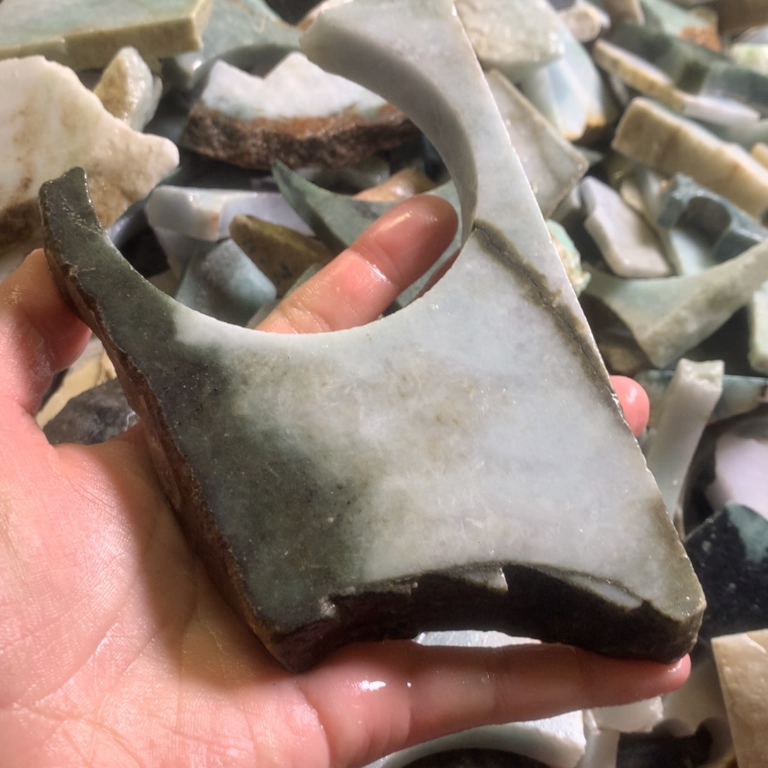 翡翠颈饰未镶嵌缅甸翡翠