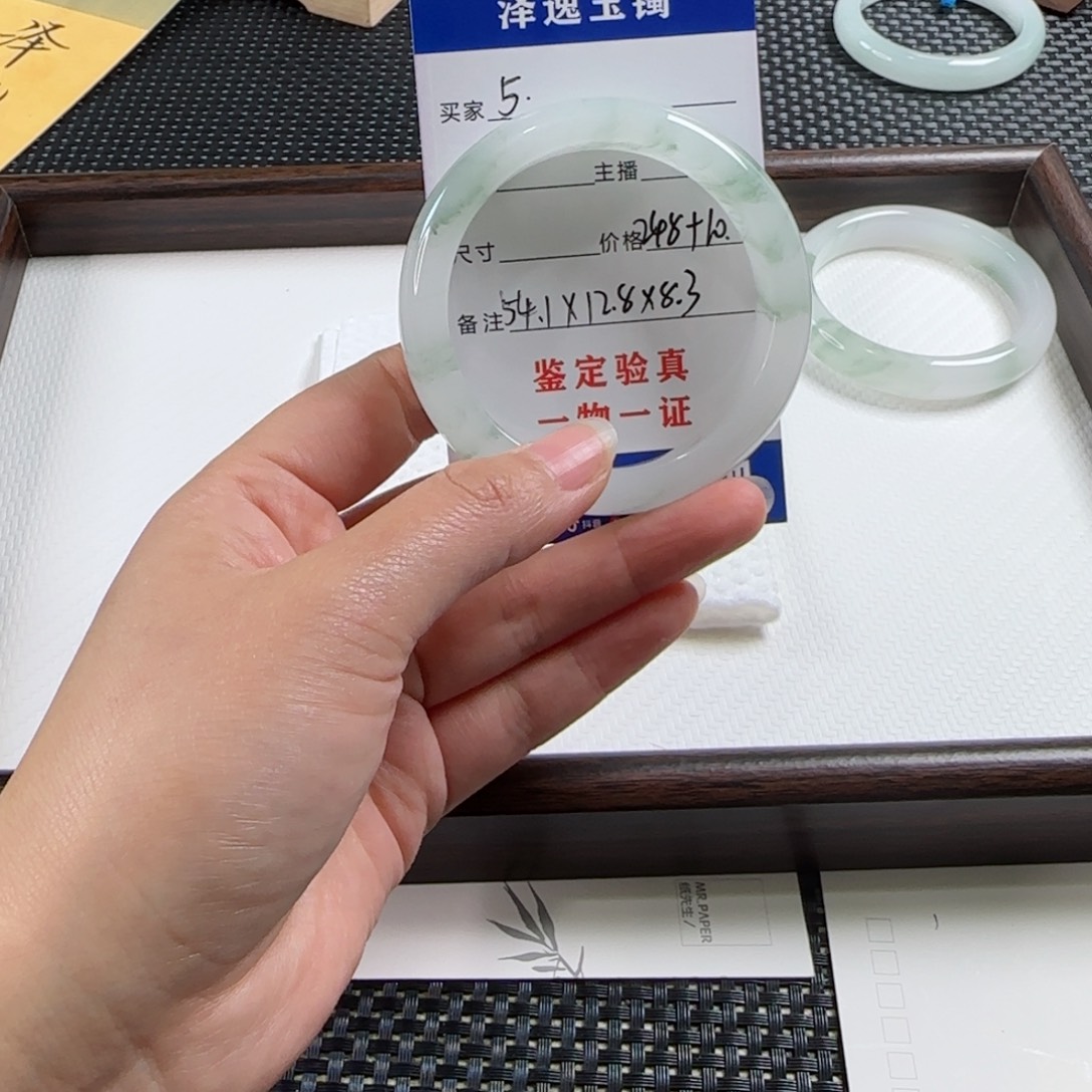 s***M石英质玉未镶嵌手镯5