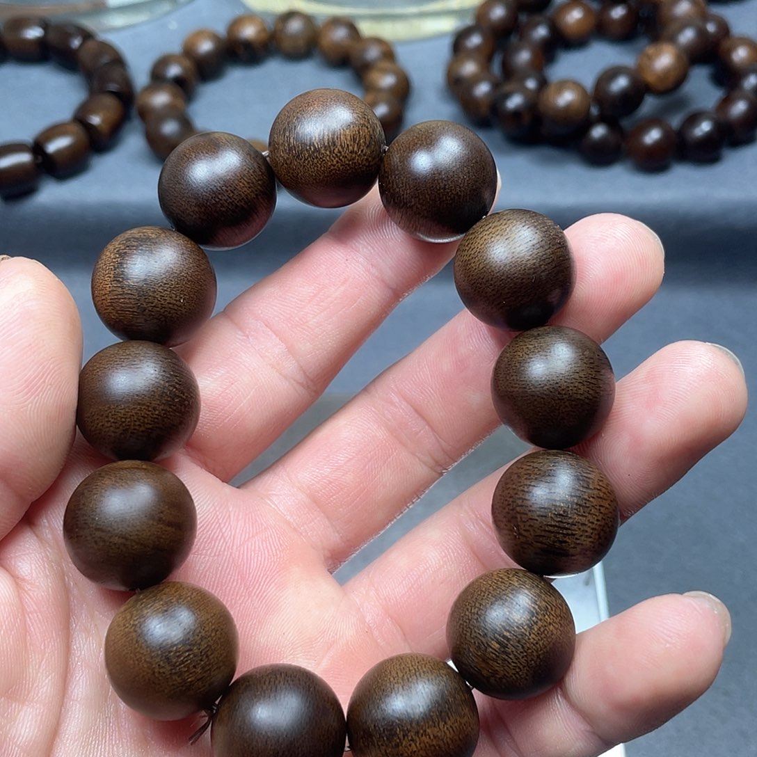 沉香手串有*人白棋雷击玉化料