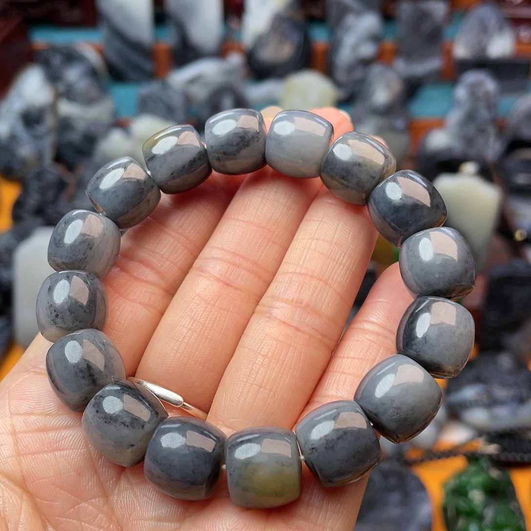 和田玉未镶嵌手链