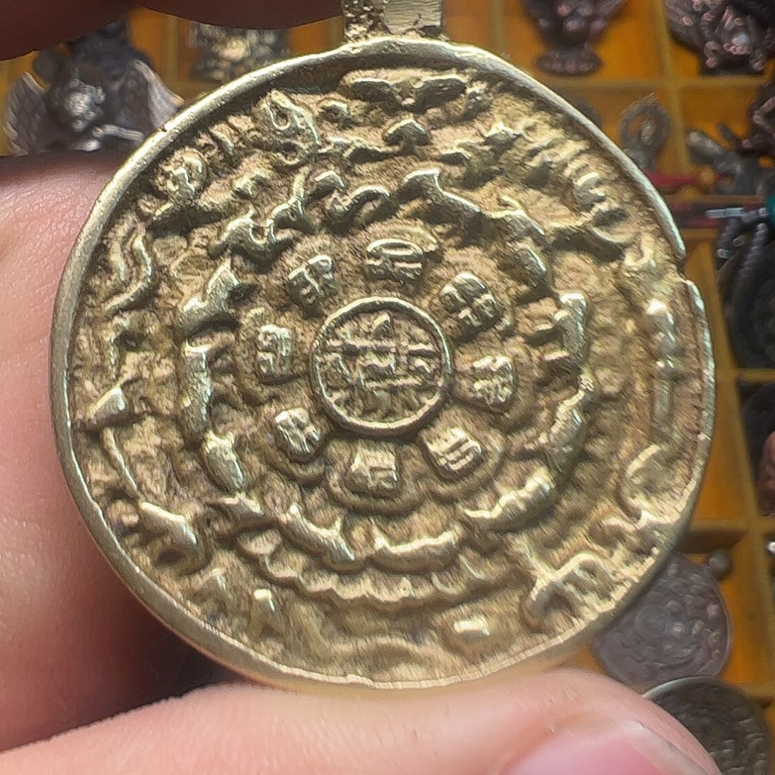 合金类啊哈哈真的好喜欢这个