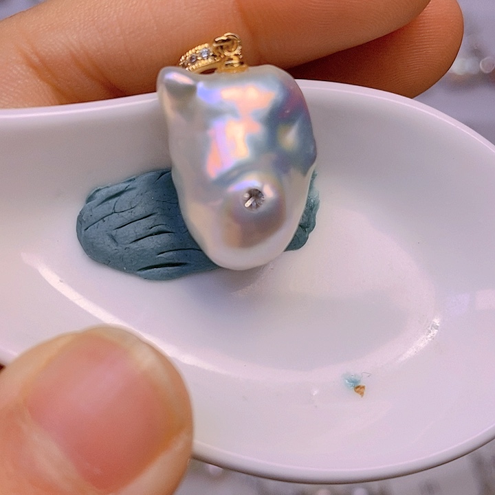 淡水珍珠颈饰合金
