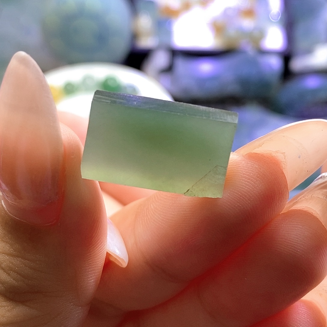 未镶嵌定制翡翠边角