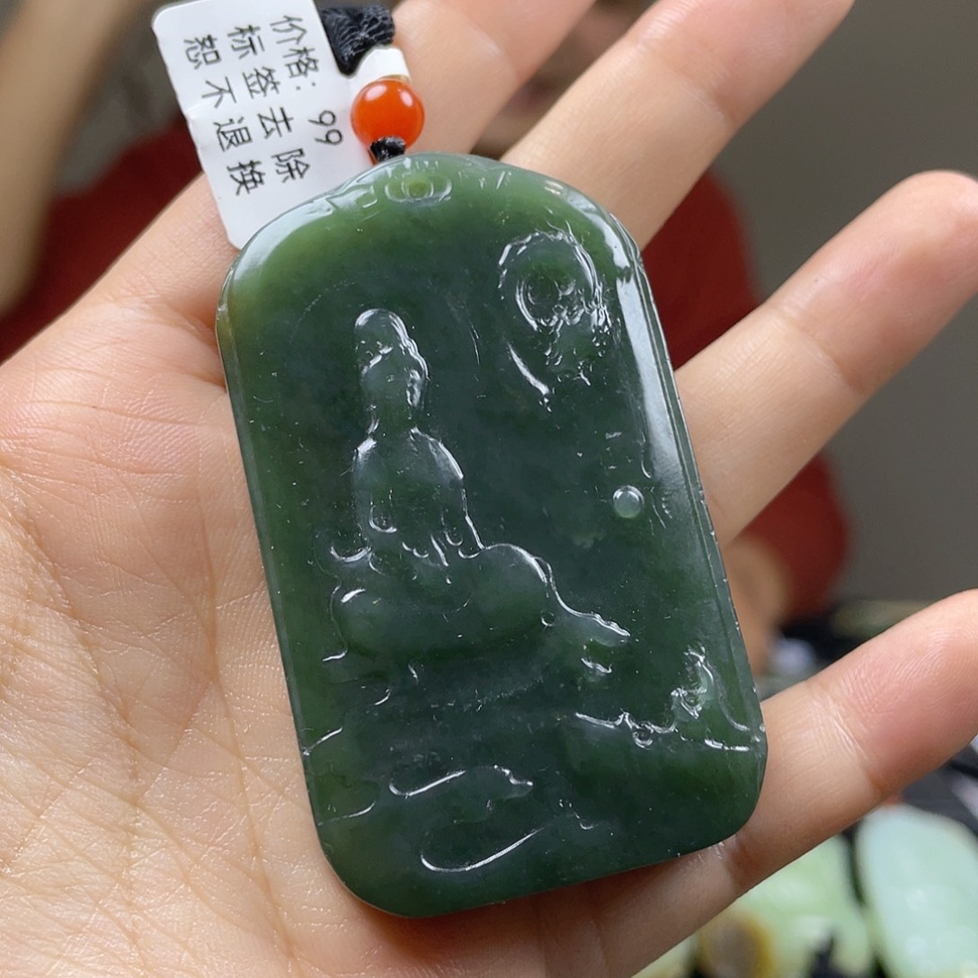 和田玉未镶嵌颈饰