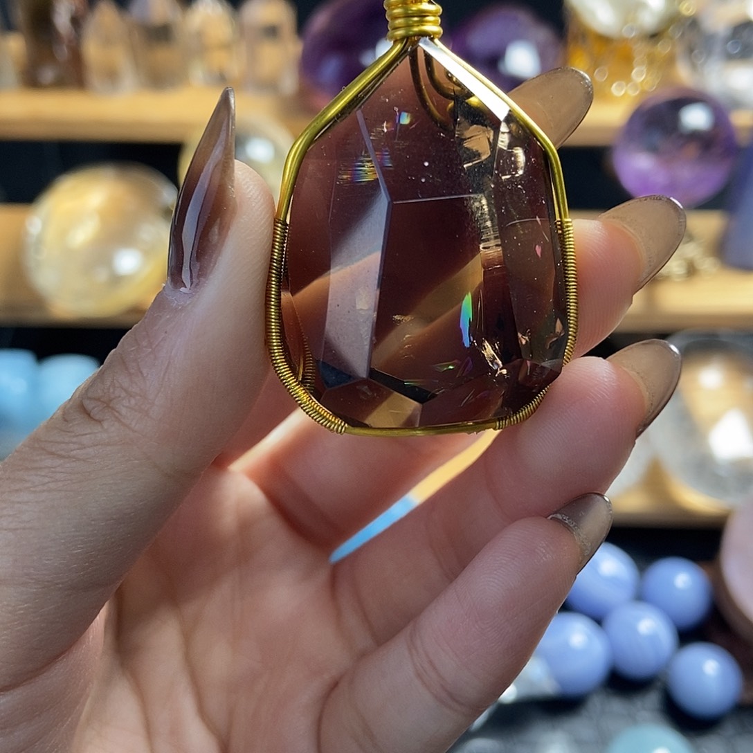 未镶嵌水晶珠宝半成品