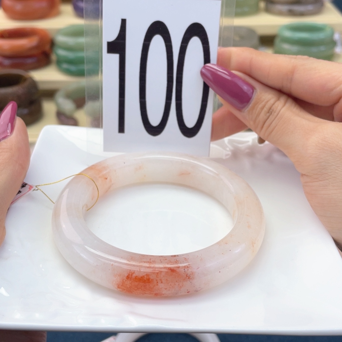 石英质玉未镶嵌手镯