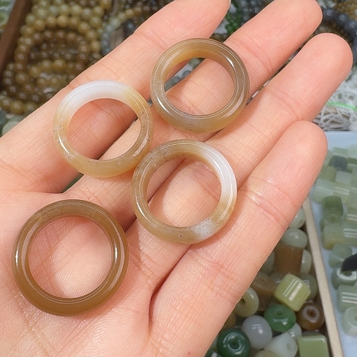 和田玉未镶嵌戒指16.5内径1