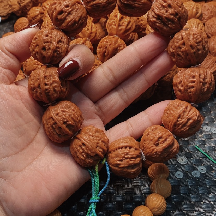 【闪购商品】文玩核桃吊坠小*.树王