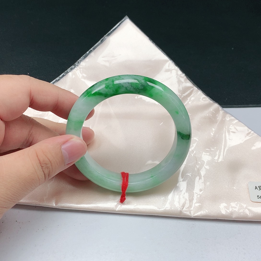 翡翠手镯未镶嵌翡翠503