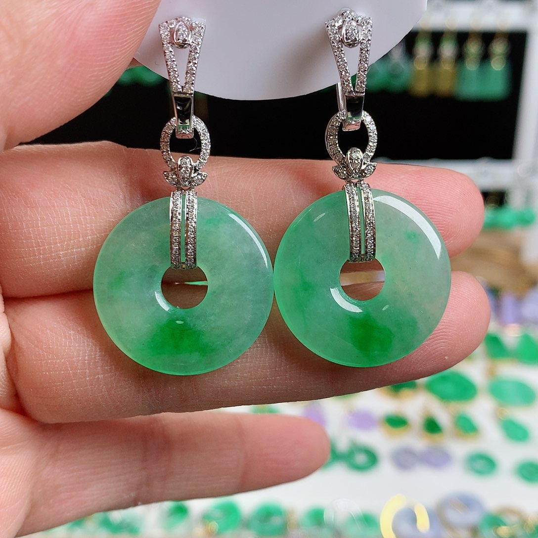 翡翠耳饰18K金镶嵌的