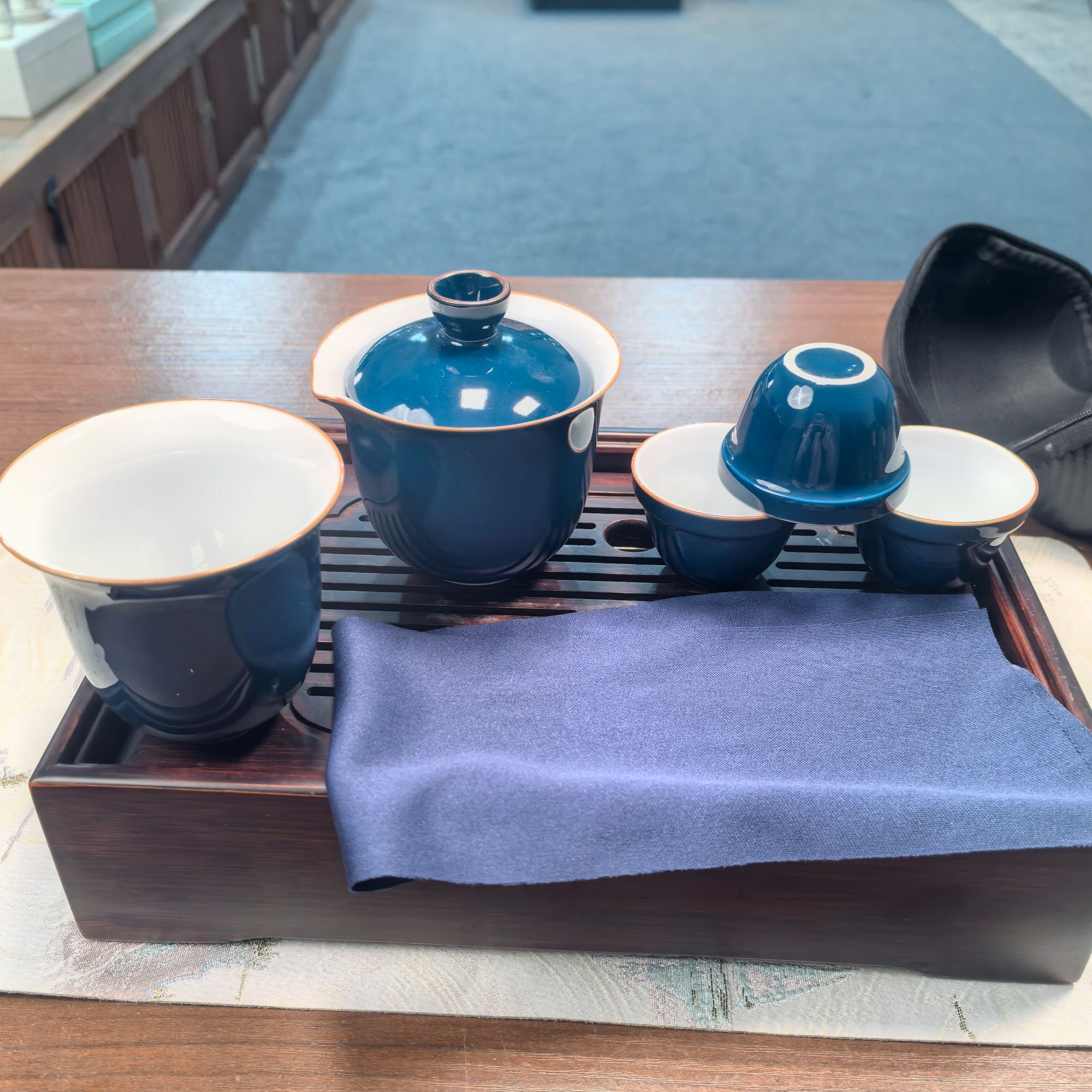 简约蓝色旅行套装WH19