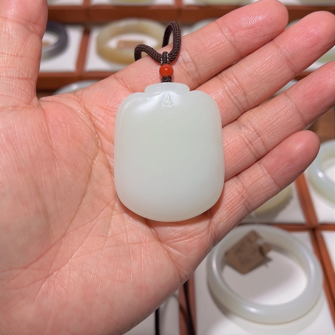 和田玉（白玉）颈饰未镶嵌