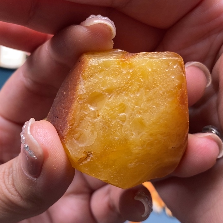 定制琥珀未镶嵌蜜蜡