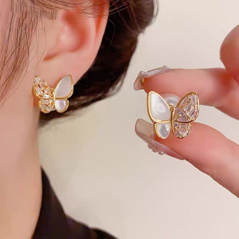 铜合金贝壳耳饰 小巧女小香风耳钉镶钻个性精致百搭浅金耳饰06