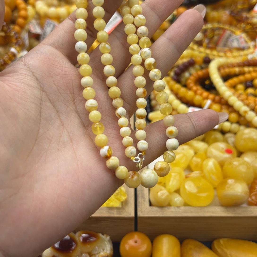 琥珀珠宝奇石未镶嵌