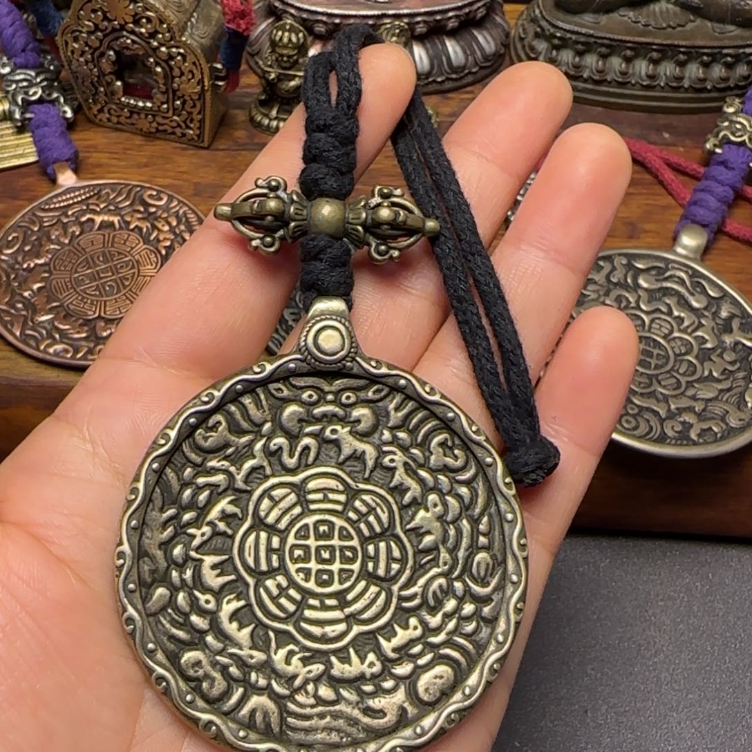 冠***店泥塑藏传牌子……藏传牌子