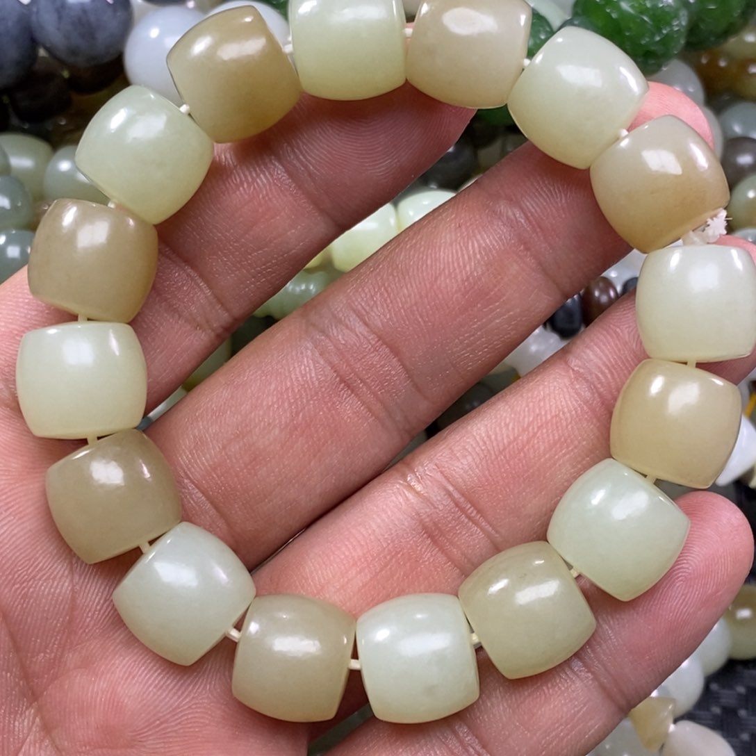 和田玉手链未镶嵌