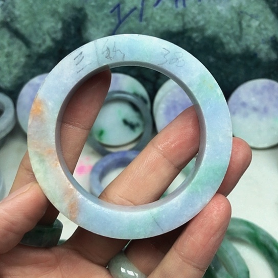 定制翡翠-…………56一59未镶嵌