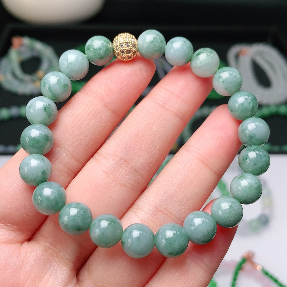 翡翠手链未镶嵌翡翠