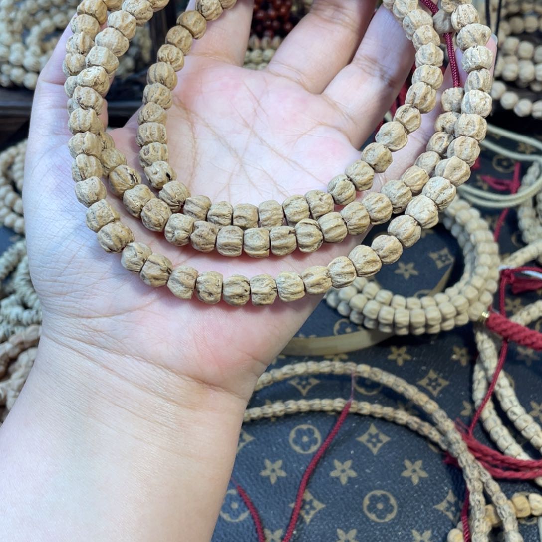 柏香籽/百香籽吊坠