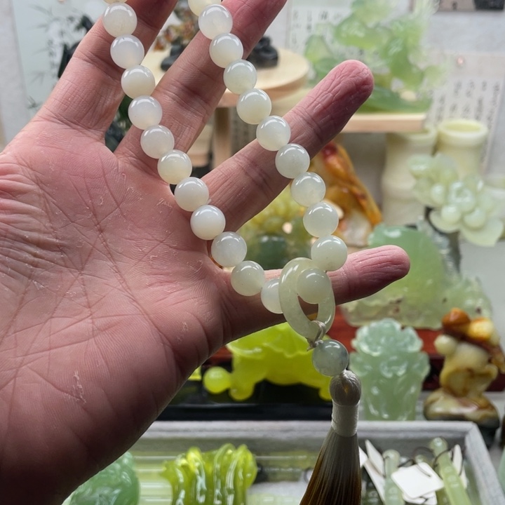 蛇纹石玉未镶嵌四大名玉手串