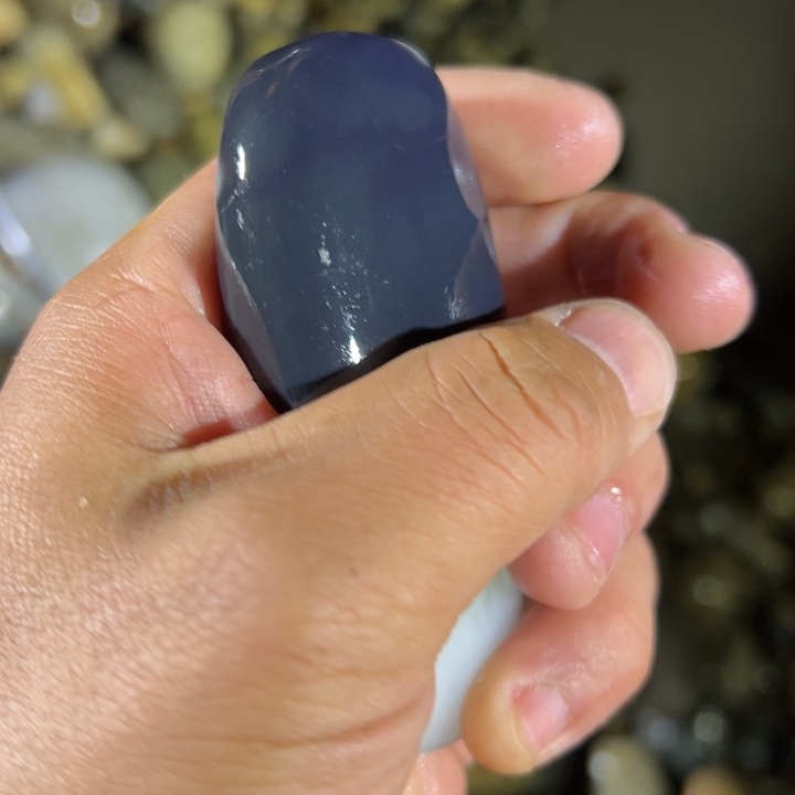 和田玉（糖玉）未镶嵌珠宝奇石