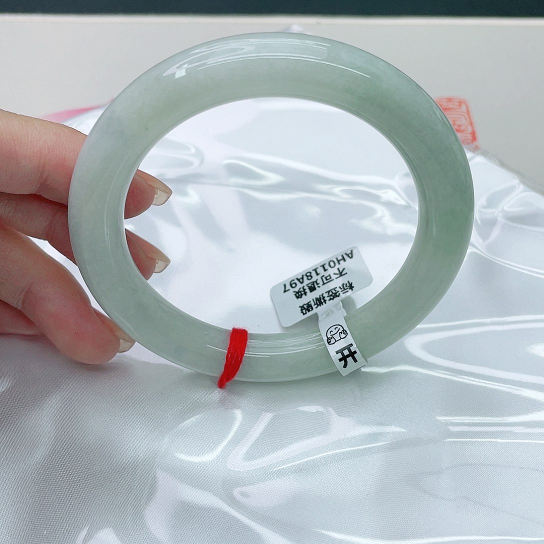 翡翠手镯未镶嵌圆59.5