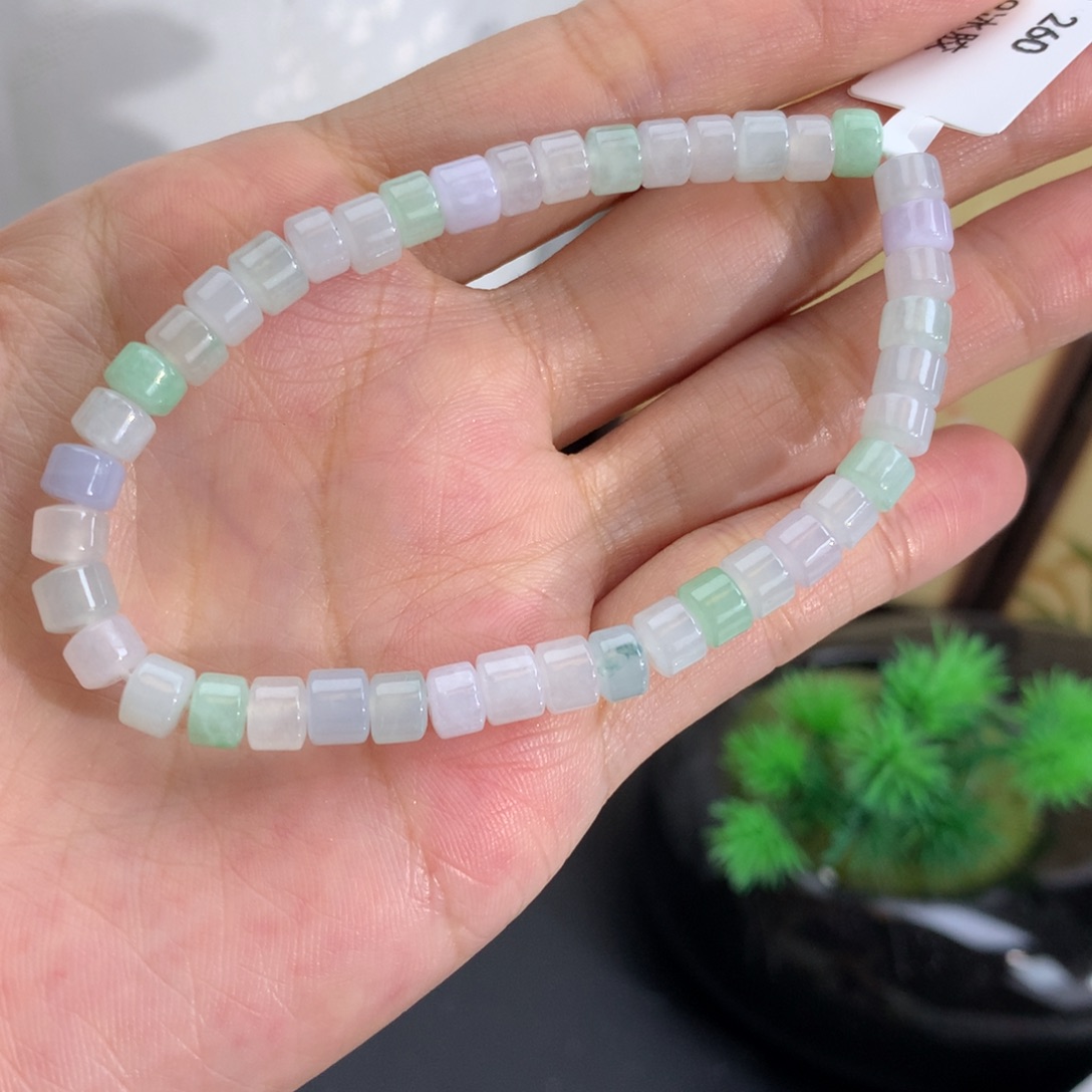 翡翠未镶嵌手串卡5.5胶润马卡龙桶珠手串